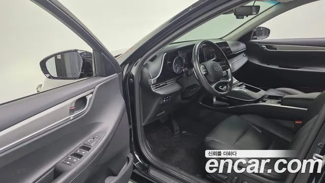 Hyundai Grandeur Новый Grandeur IG 3.0 LPi (Для проката) — Фото автомобиля 11