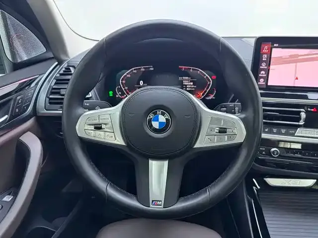 BMW X3 — Фото автомобиля 13