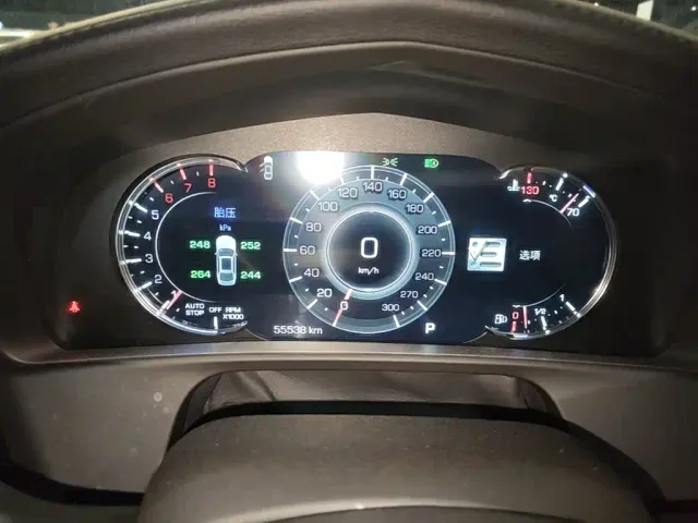 Cadillac CT6 — Фото автомобиля 11