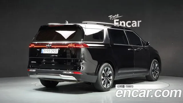 Kia Canival Carnival 4 поколение Бензин 7 мест Signature — Фото автомобиля 2