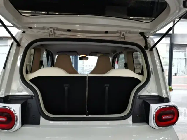 Wuling Hongguang Mini EV — Фото автомобиля 18