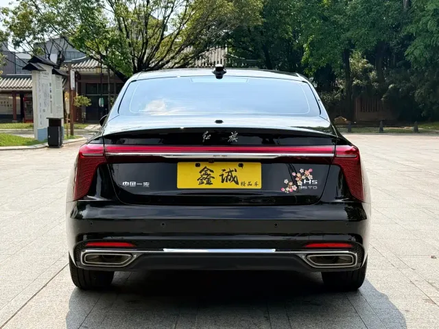 Hongqi H5 — Фото автомобиля 27
