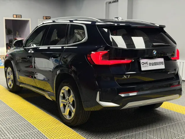 BMW X1 — Фото автомобиля 2