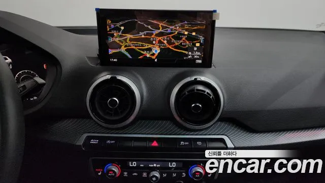 Audi Q2 35 TDI Premium — Фото автомобиля 14