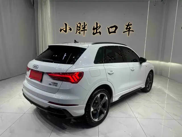 Audi Q3 — Фото автомобиля 4