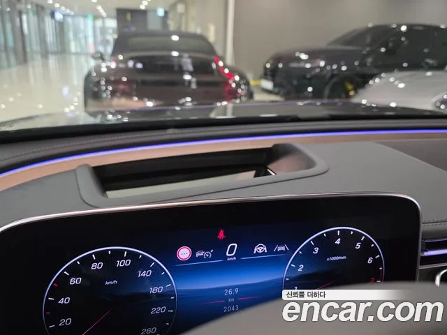 Mercedes-Benz E-Class W214 — Фото автомобиля 16