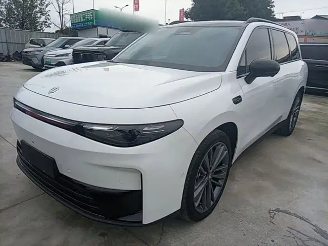 Фотография автомобиля — Leapmotor C16