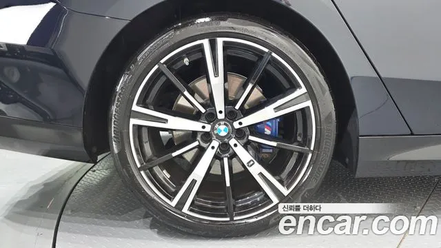 BMW 5-Series 5 серия (G60) 530i xDrive M Sport — Фото автомобиля 5