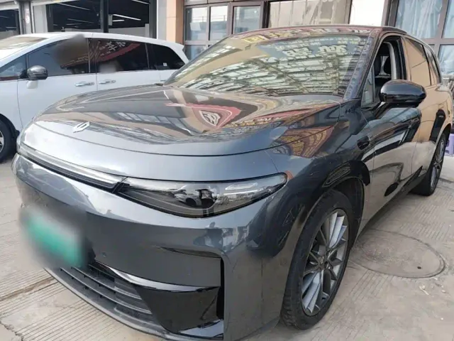 Фотография автомобиля — Leapmotor C10