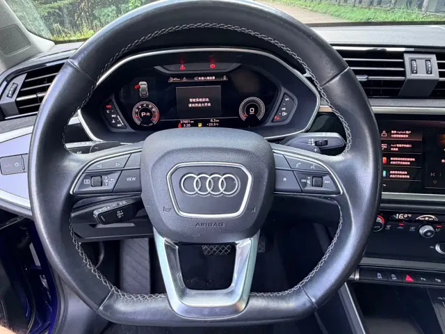 Audi Q3 — Фото автомобиля 20