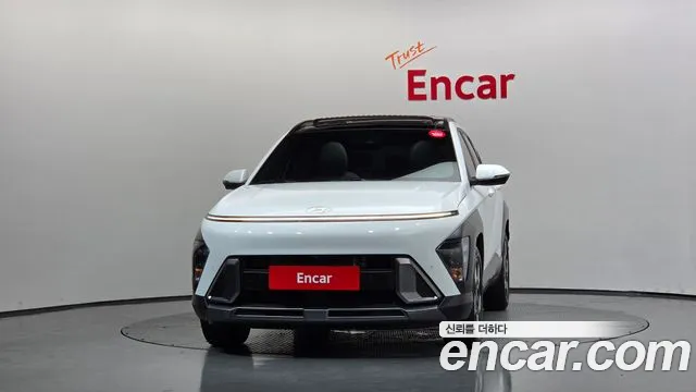 Hyundai Kona Kona (SX2) Бензин 1.6 турбо 2WD — Фото автомобиля 3