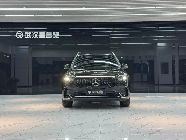 Mercedes-Benz EQB — Фото автомобиля 2