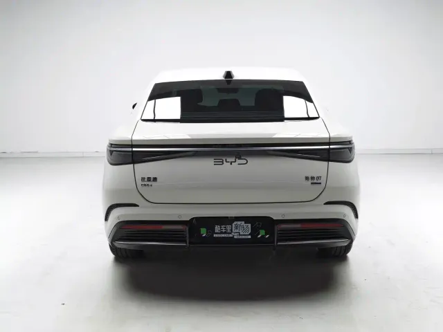 BYD Seal 07 DM-i — Фото автомобиля 5