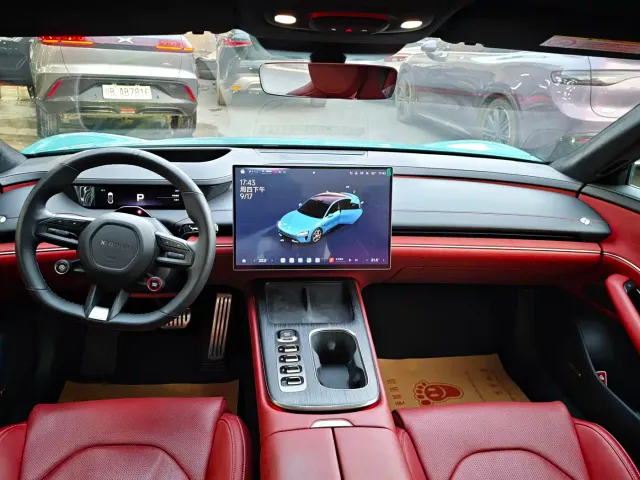 Xiaomi SU7 — Фото автомобиля 15