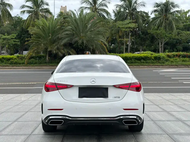 Mercedes-Benz C-Class — Фото автомобиля 9