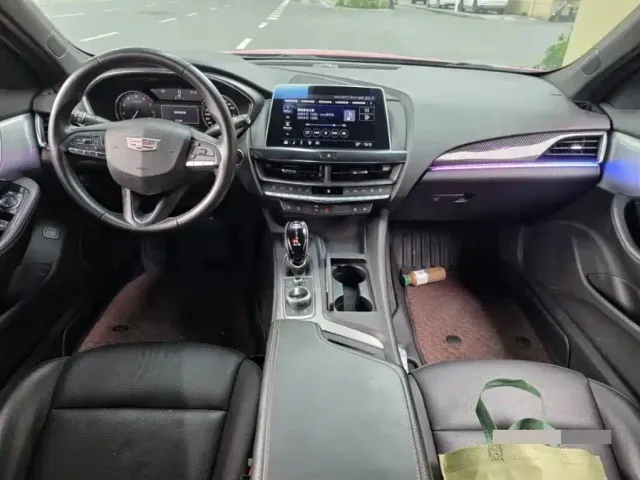 Cadillac CT5 — Фото автомобиля 7