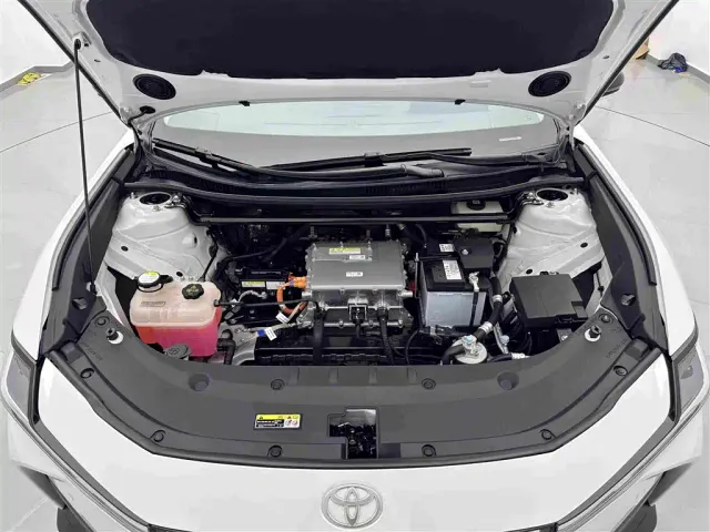 Toyota bZ3 — Фото автомобиля 24