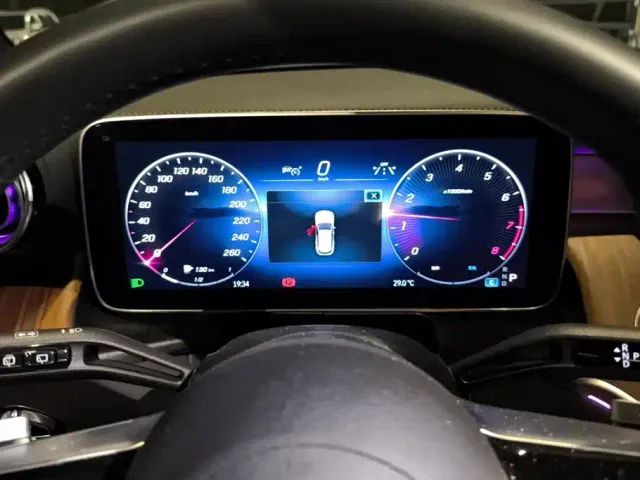 Mercedes-Benz GLC-Class — Фото автомобиля 14