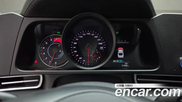 Hyundai Avante — Фото автомобиля 11