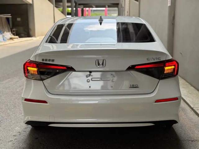 Honda Civic — Фото автомобиля 5