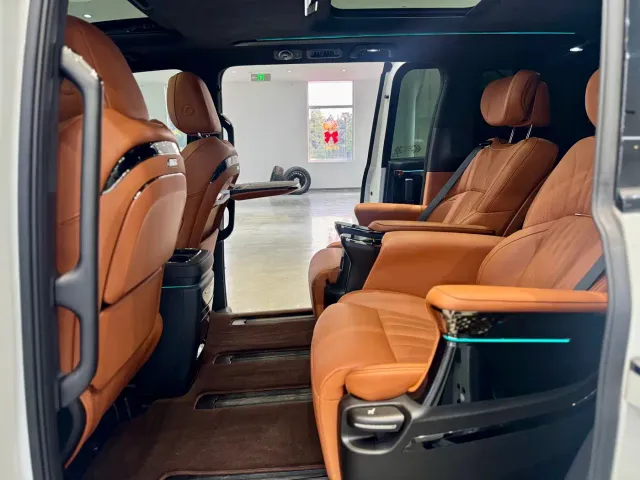 GAC Trumpchi M8 — Фото автомобиля 13