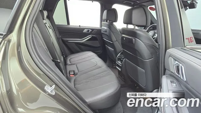 BMW X5 xDrive 40i M Sport — Фото автомобиля 18