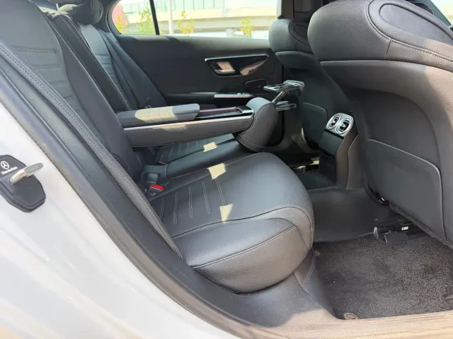 Mercedes-Benz C-Class — Фото автомобиля 13