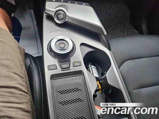 Kia EV6 — Фото автомобиля 17