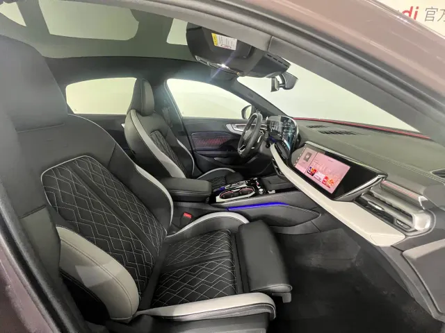 Audi A5L — Фото автомобиля 15
