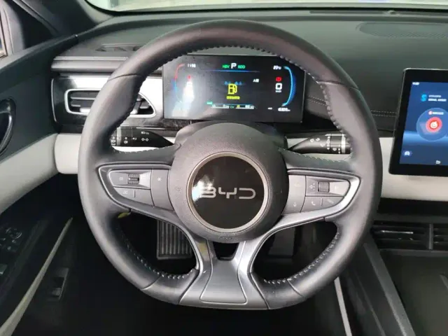 BYD Seal 06 — Фото автомобиля 15