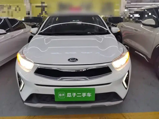 Kia KX1 — Фото автомобиля 2