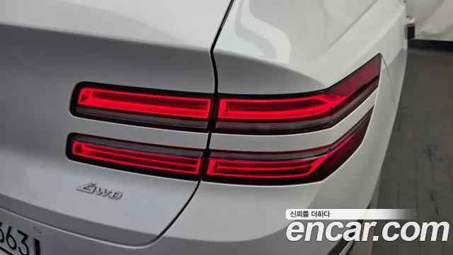 Genesis GV80 2.5T Бензин AWD — Фото автомобиля 21