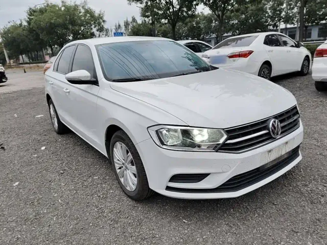 Volkswagen Bora — Фото автомобиля 3