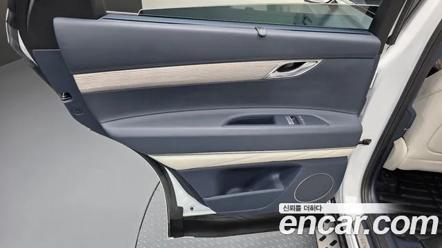 Genesis GV80 — Фото автомобиля 14