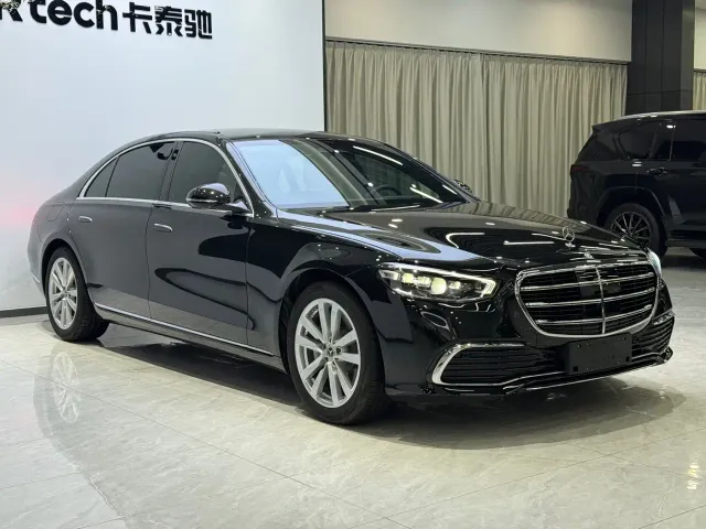Mercedes-Benz S-Class — Фото автомобиля 3