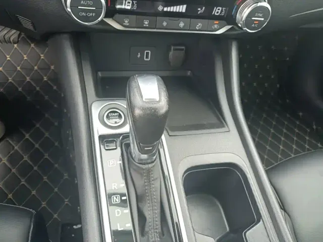 Nissan Sylphy — Фото автомобиля 9