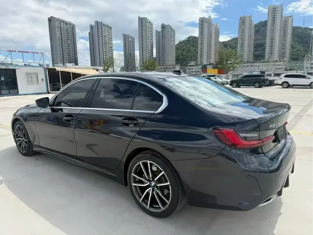 BMW 3 Series — Фото автомобиля 9