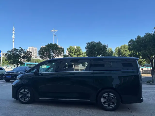 Geely Yizhen L380 — Фото автомобиля 12