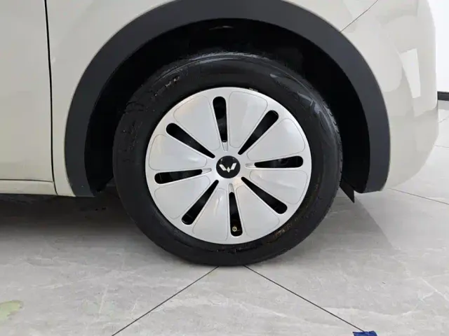 Wuling Bingo — Фото автомобиля 6
