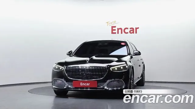 Mercedes-Benz S-Class — Фото автомобиля 3