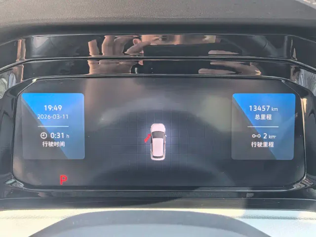 Volkswagen Golf — Фото автомобиля 9