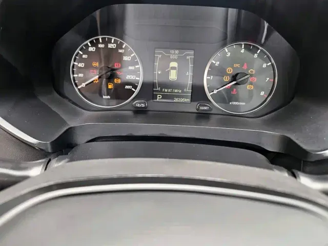 Chery Tiggo 8 — Фото автомобиля 14