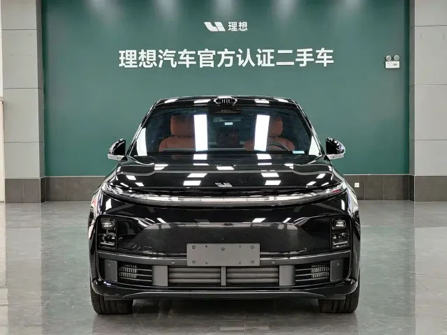 Li Auto L7 — Фото автомобиля 2