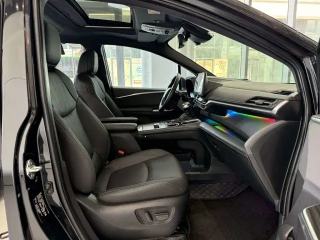 Toyota Sienna — Фото автомобиля 18