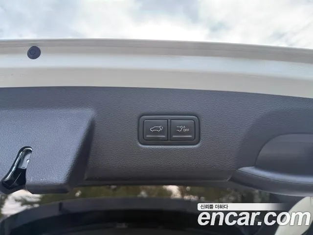 Kia Canival — Фото автомобиля 7
