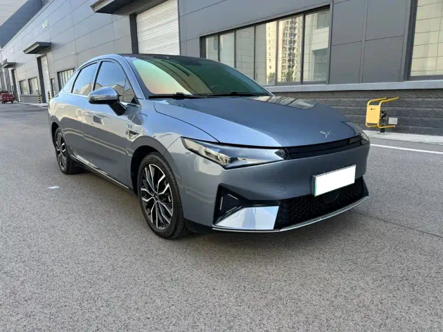 Xpeng P5 — Фото автомобиля 3