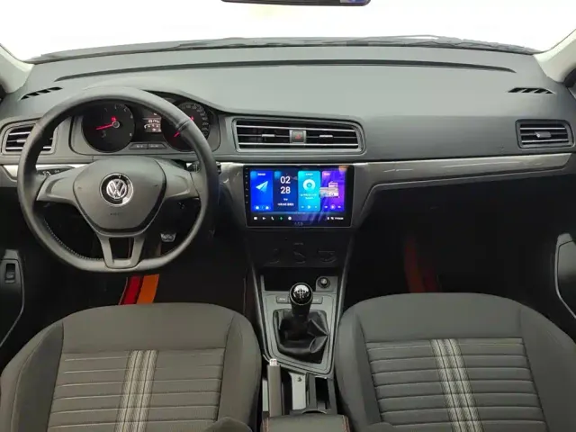 Volkswagen Lavida — Фото автомобиля 12