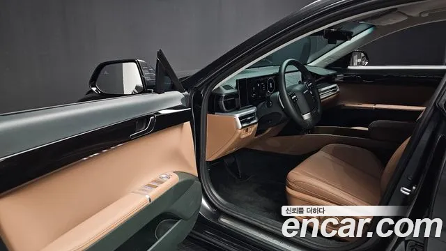 Hyundai Grandeur Grandeur (GN7) 2.5 Бензин 2WD — Фото автомобиля 10