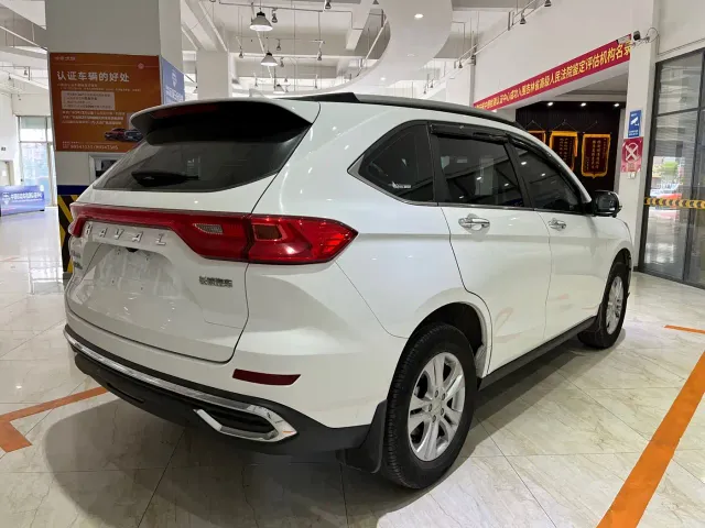 Haval M6 — Фото автомобиля 4