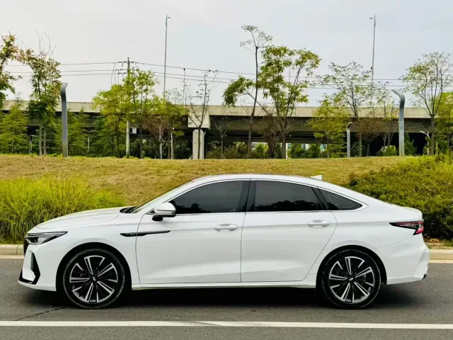 Chery Arrizo 8 — Фото автомобиля 3
